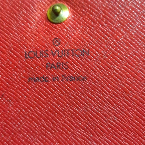 Louie Vuitton French Wallet - Picture 7 of 16